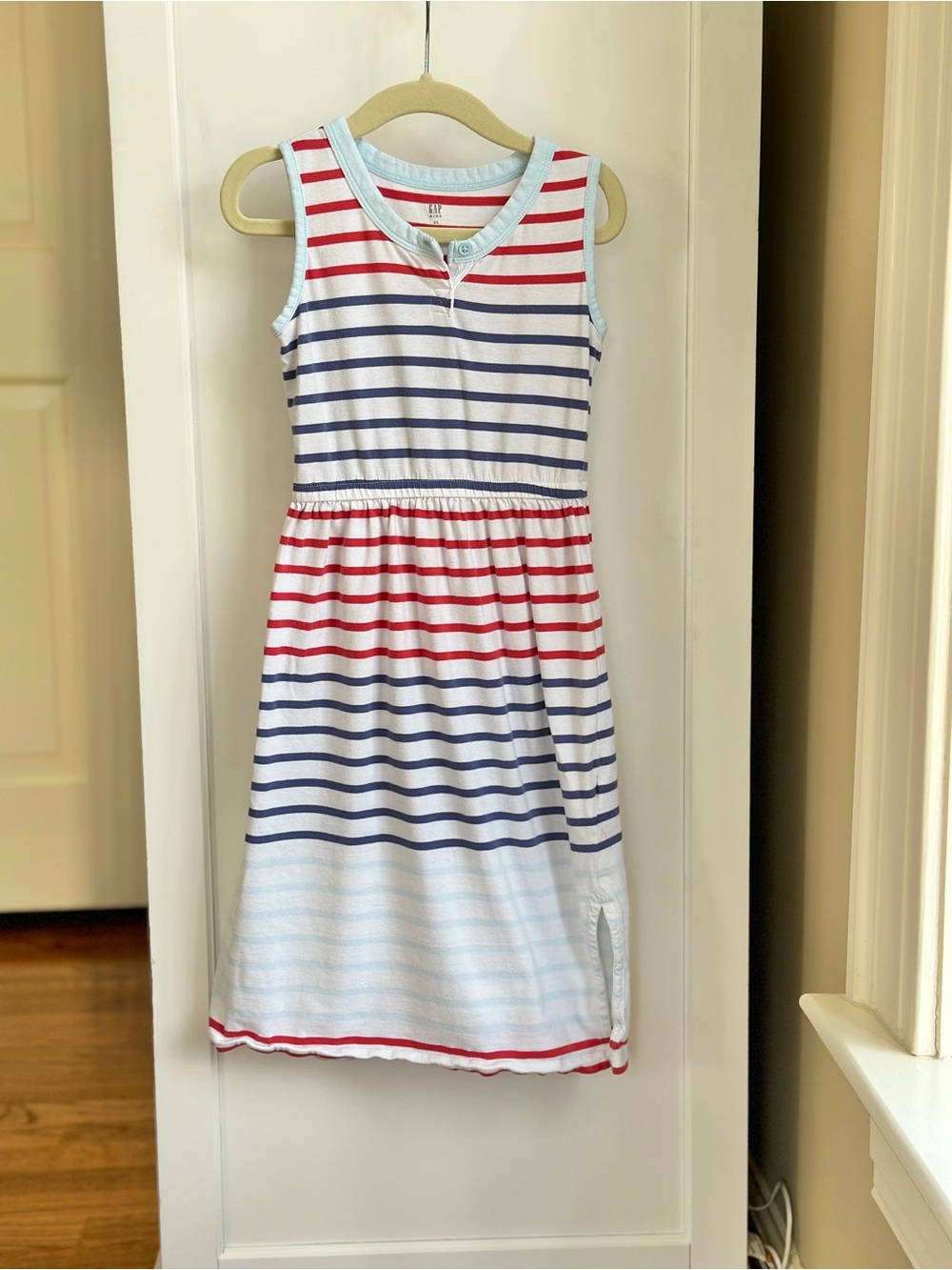 GAP Girls' Size XS Sleeveless Striped Dress in Red Navy Light Blue